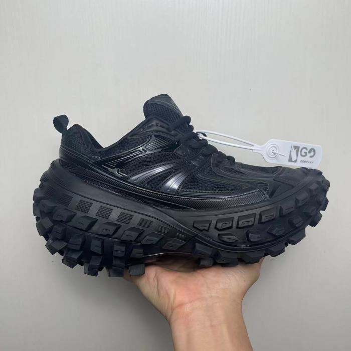1:1 quality version  Chunky Defender Breathable Mesh Upper Running Shoes 7 colors 29018457