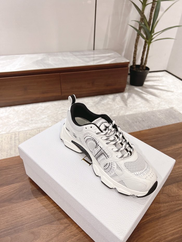 1:1 quality version 28285657 sports leisure dad shoes 7 colors