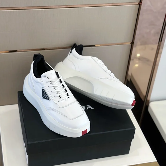 PR@DA@ SNEAKERS   PRD072