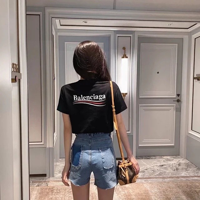 1:1 quality version 28026985 Classic Coke Wave Print tee 4 colors