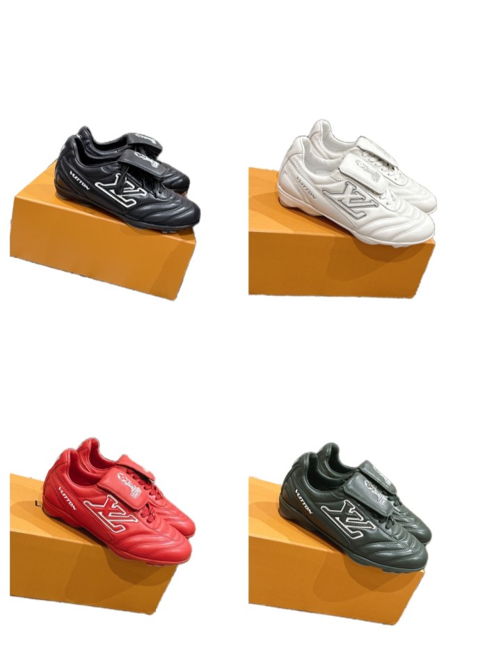 1:1 quality version 28113857 Footprint Series Soccer Sneakers 4 colors
