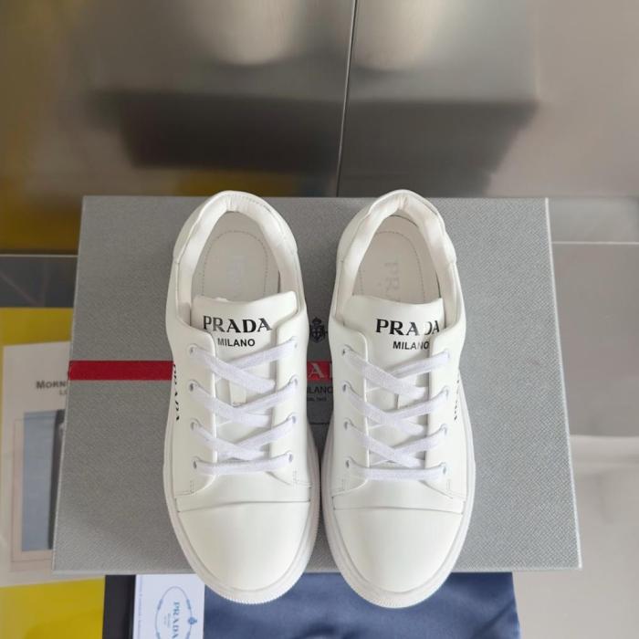 PR@DA@ MACRO RE-NYLON AND BRUSHED LEATHER SNEAKERS   PRD064