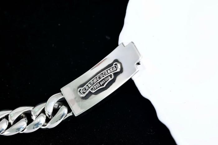 1:1 quality version Cross Dagger Embossed Sterling Silver Cuban Bracelet 29082259
