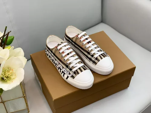 BURB5RRY CHECK COTTON SNEAKERS   BBR126