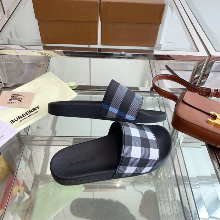 1:1 quality version Classic Check War Horse Print Slipperss 8 colors