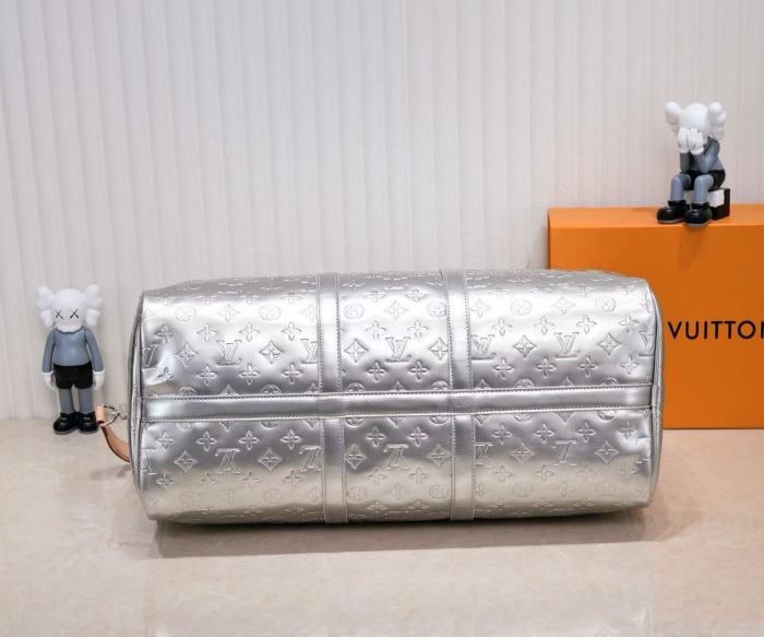 28425304 Full-print logo silver travel bag