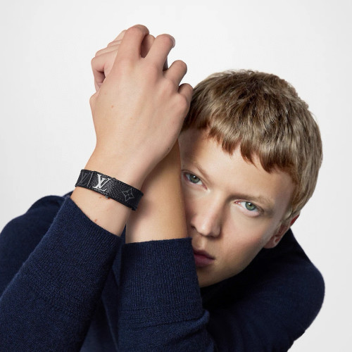 28166073 Leather Bracelet