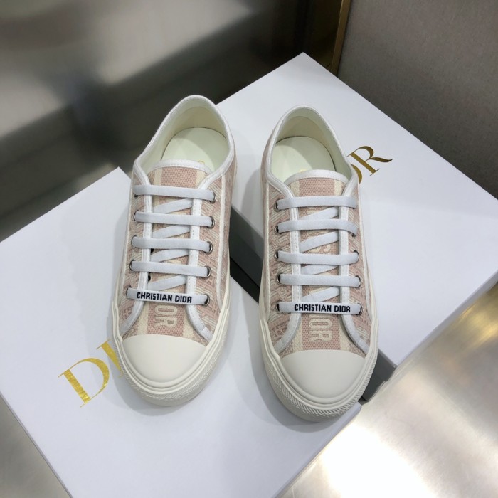 1:1 quality version 28314329 Walk'N'D Monogrammed Embroidered Canvas Shoes 8 colors