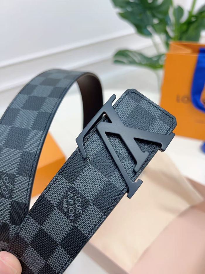 1:1 quality version Matte Black Buckle Plaid Belt 28816169