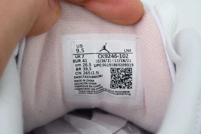 [plus-size shoes]Jordan 3 Mid-Top Women's White Brown Pink Retro Basketball Shoes 29033448