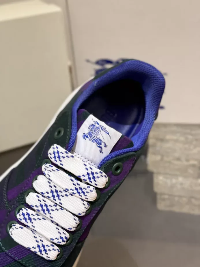 BURB5RRY TERRACE CHECK SNEAKERS   BBR103