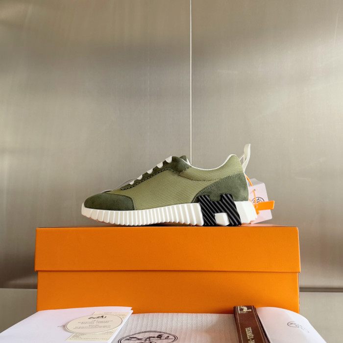 [plus-size shoes]Bouncing Olive Green Suede & Mesh Couple Style Breathable Sneakers 29085239