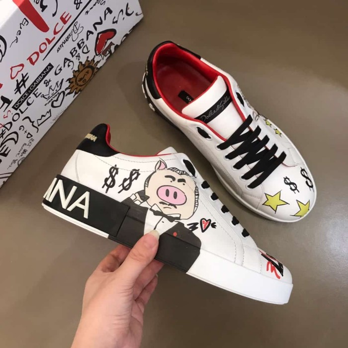 DOLCE    G@BB@N@ PORTOFINO PADRINO PIG SNEAKERS   DG27