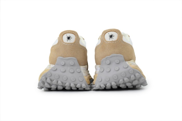 Canvas Wavy Sole Low-top Fashion Sneakers Shoes 4 colors 29030377