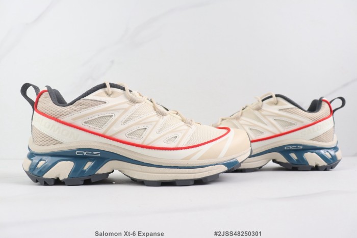 27895121 Hiking Casual Shoes