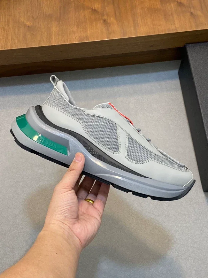 PR@DA@ SNEAKERS   PRD057