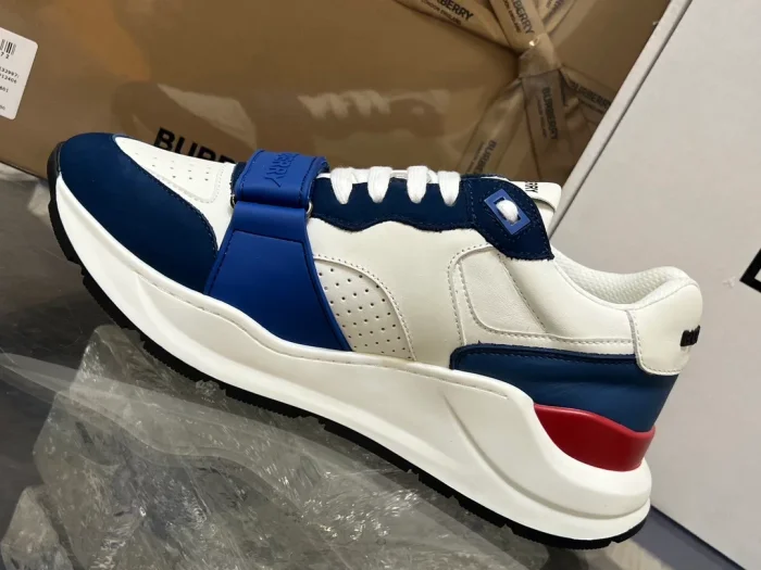 BURB5RRY VINTAGE CHECK SNEAKERS   BBR109