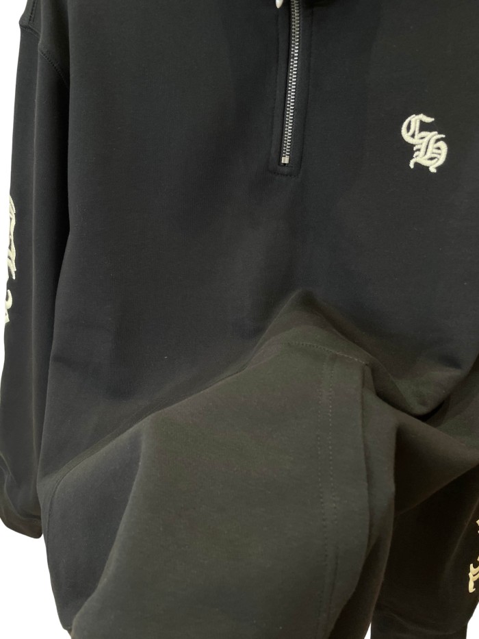 1:1 quality version Gothic Pattern Embroidered Half-Zip Sweatshirt 28938265
