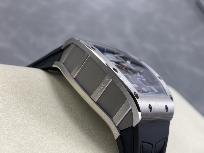 1:1 quality version Skeleton Dial Blue-Tinted Mirror Mechanical Movement Watch【Dial diameter：41mm 】28771518