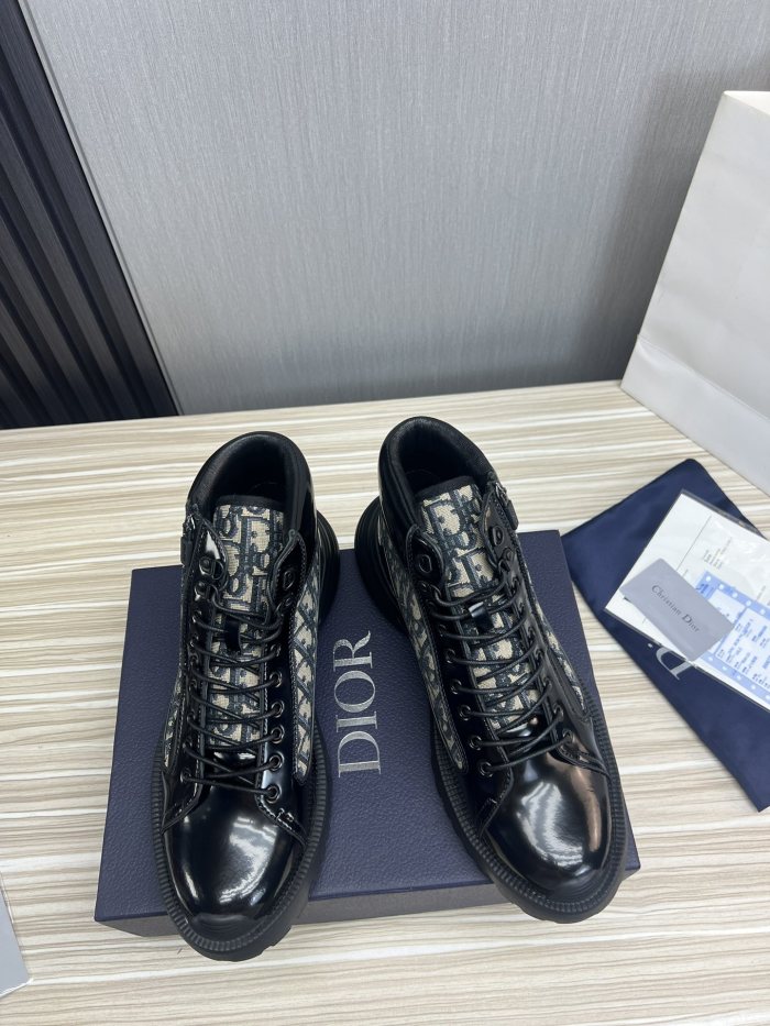 1:1 quality version Men's Casual Business Leather Shoes 2 colors 28493429