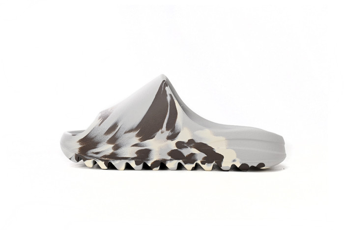 A Y**zy Slide Enflame Oil Painting White Grey GZ5553