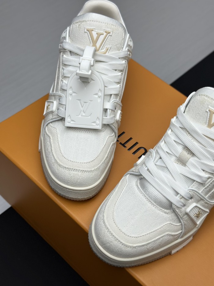 1:1 quality version 28342879 L Trainer White Denim Shoes
