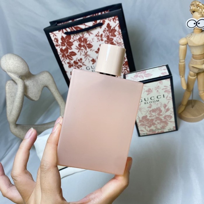 Gucci Matte Pink Blooming Eau de Toilette Femme