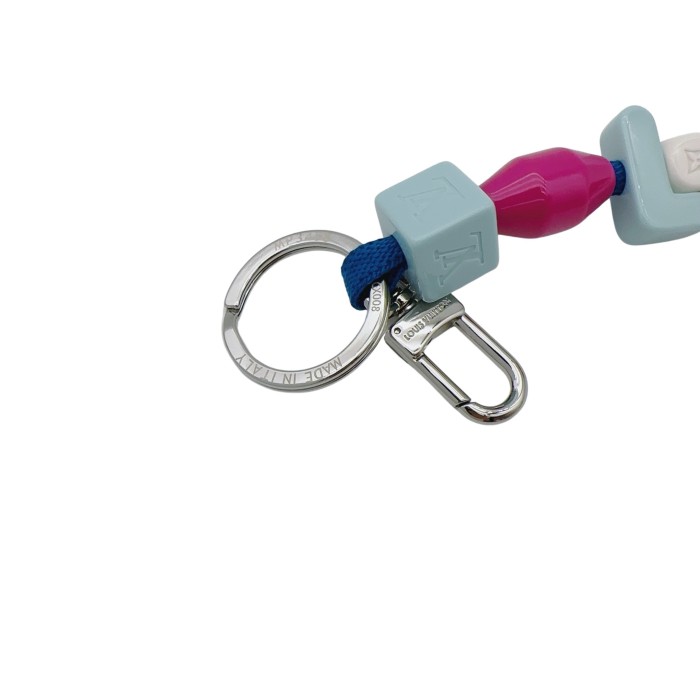 Interwoven Alphabet Floral Pattern Keychain 28692184