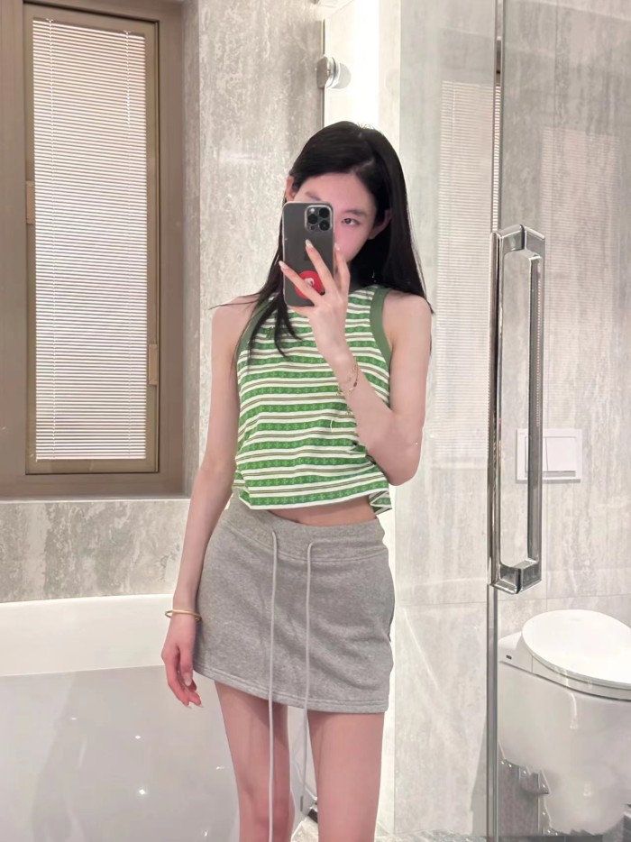 1:1 quality version 27999135 Embroidered Sword Stripe Short Sleeve Vest 3 colors for girls