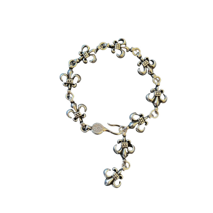 28201228 Scout Flower Bracelet