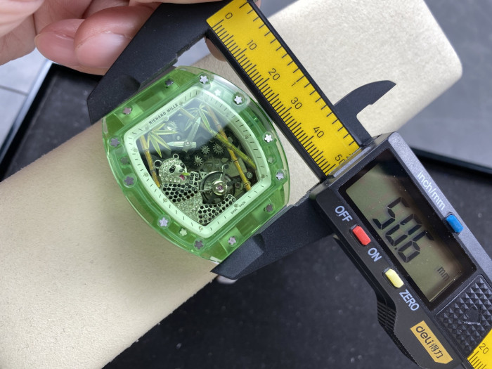 1:1 quality version Panda Eating Golden Bamboo Transparent Crystal Tourbillon Watch 【Dial diameter：43.2mm 】28771584