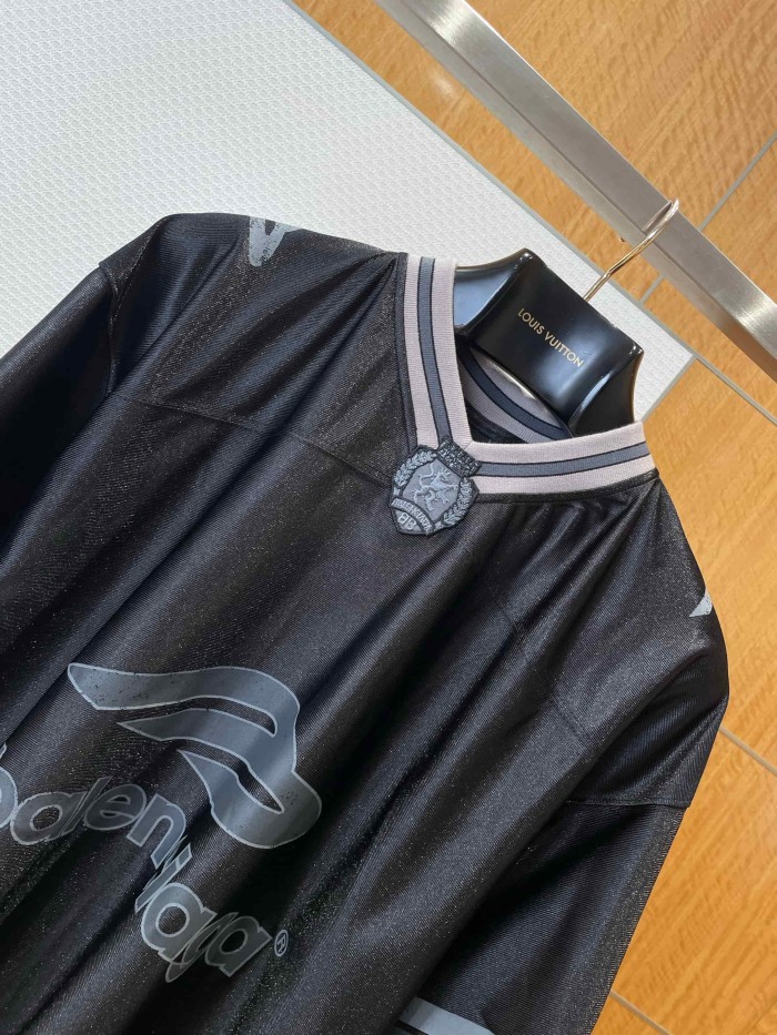 1:1 quality version Retro Sport V-Neck Color Block Stripe Tee 29093605