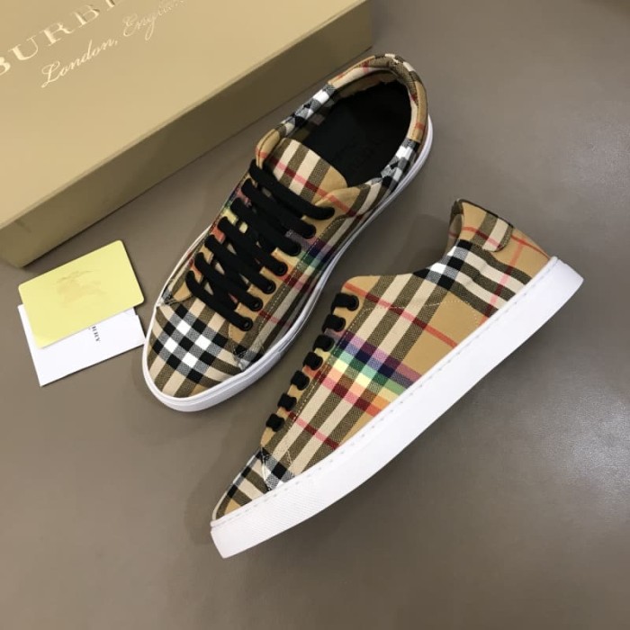BURB5RRY RAINBOW VINTAGE CHECK TRAINERS   BBR15