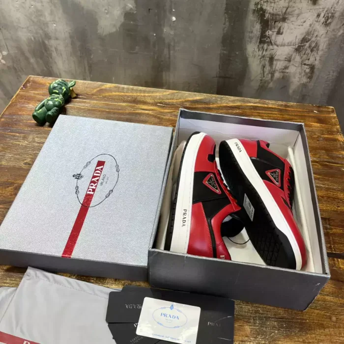PR@DA@ DOWNTOWN LEATHER SNEAKERS RED   PRD093