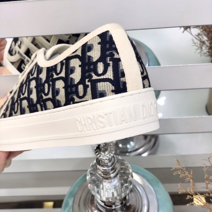 1:1 quality version 28314329 Walk'N'D Monogrammed Embroidered Canvas Shoes 8 colors