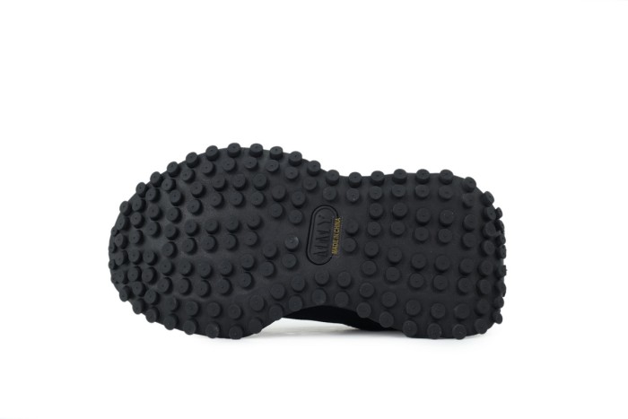 Canvas Wavy Sole Low-top Fashion Sneakers Shoes 4 colors 29030377