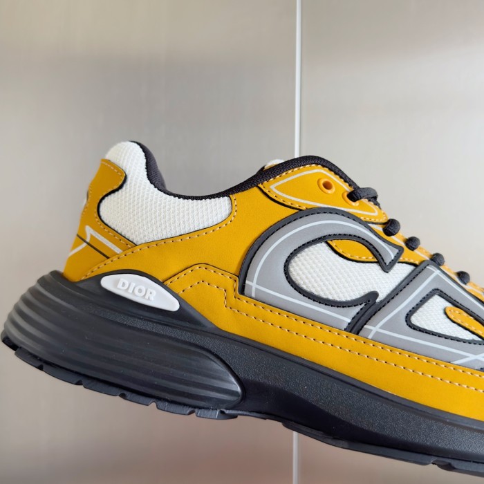 1:1 quality version Leather and mesh fabric patchwork reflective sneakers 35 colors 27736899