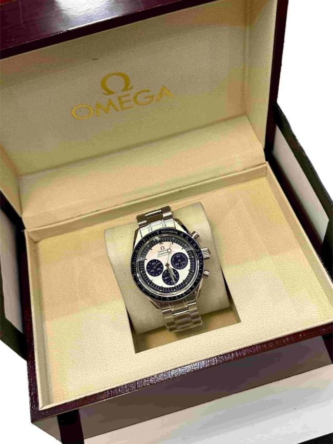 1:1 quality version Speedmaster Series Black White Dial Mechanical Movement Watch【Dial diameter:43mm】28877845