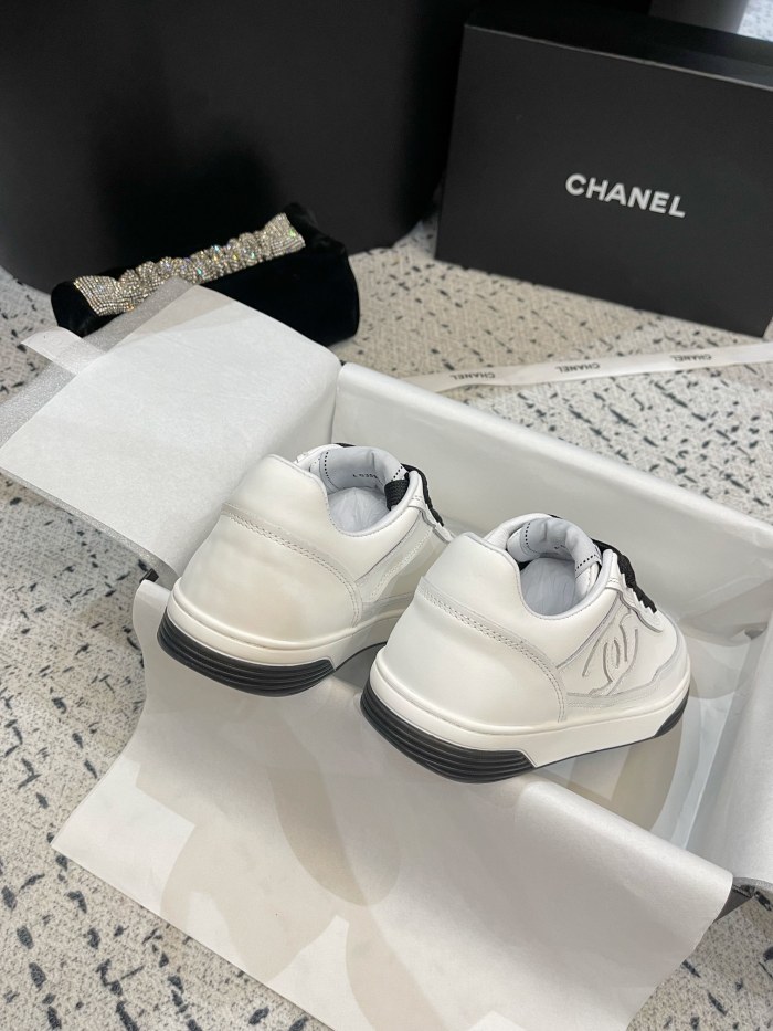 1:1 quality version Leather Logo Embroidered White Shoes 2 colors
