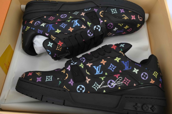 1:1 quality version L Trainer x Murakami Takashi Multicolor Monogram Sneakers 29093447
