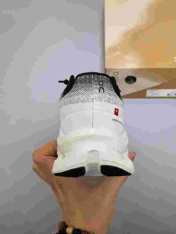 On Cloudtilt Black Ivory Casual Walking Shoes 29080327