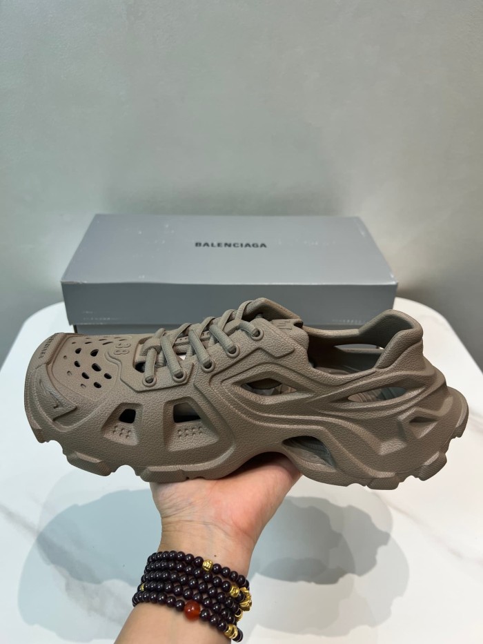 1:1 quality version HD Cutout Sports Style Clogs 6 colors 29027288