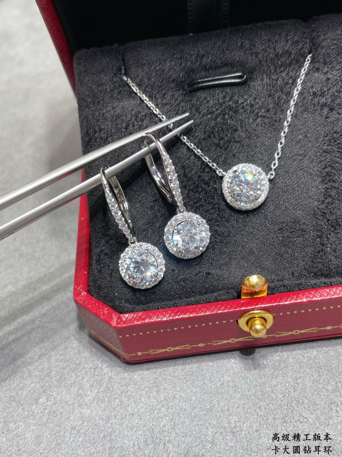 1:1 quality version Large round diamond hollow-out art font earrings