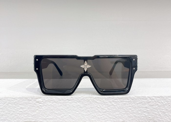 1:1 quality version Rhinestone Embellished Chunky Frame Glasses