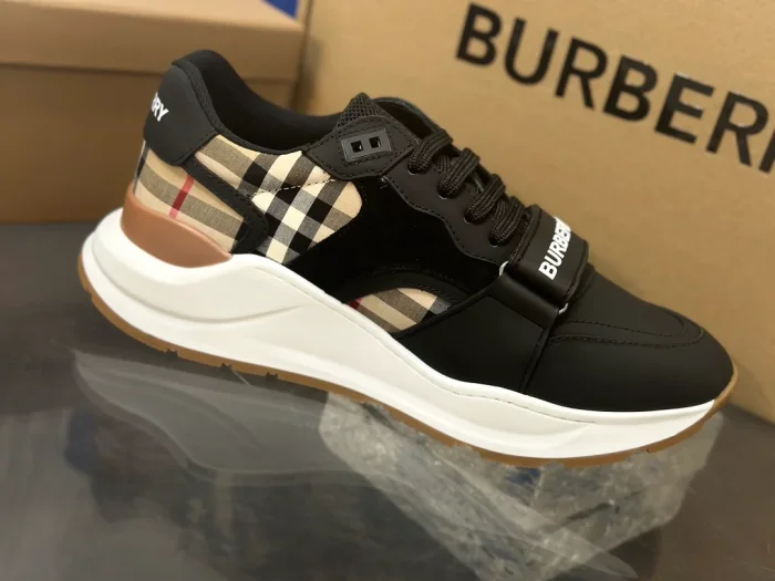 BURB5RRY VINTAGE CHECK SNEAKERS   BBR114