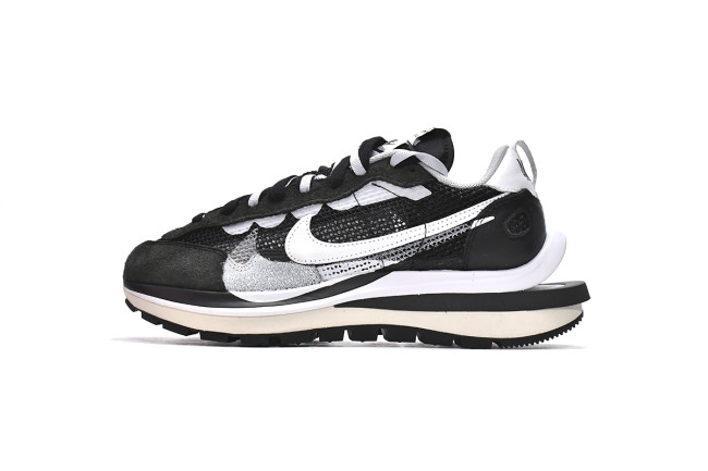 Sacai x N Pegasua Vaporfly Black White CV1363-001