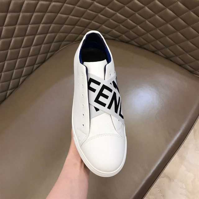 FEND1 LOGO-STRAP LOW-TOP SNEAKERS   FD11