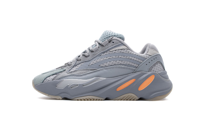 A Y**zy Boost 700 V2 Inertia FW2549
