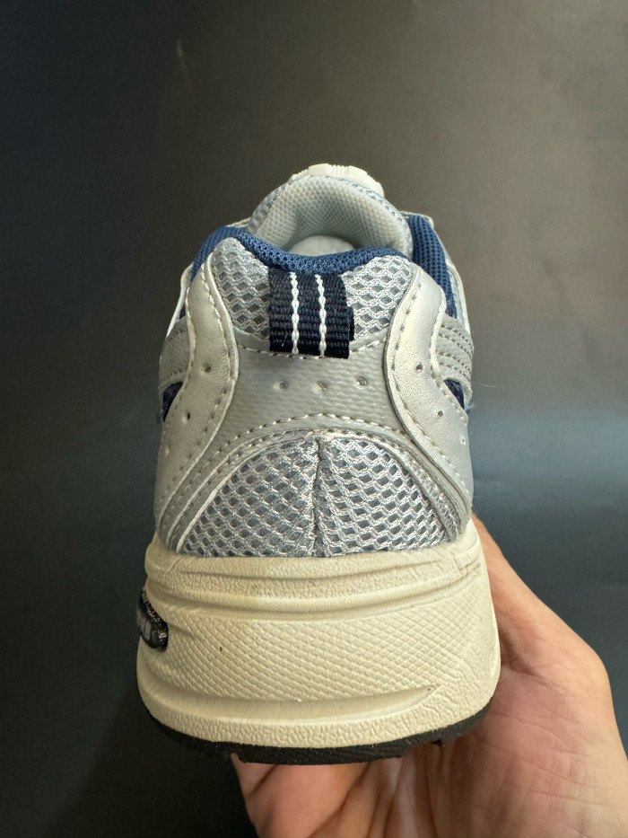 530 Rotating BuckleChunky Retro Sneakers for Kids 4 colors 28999003