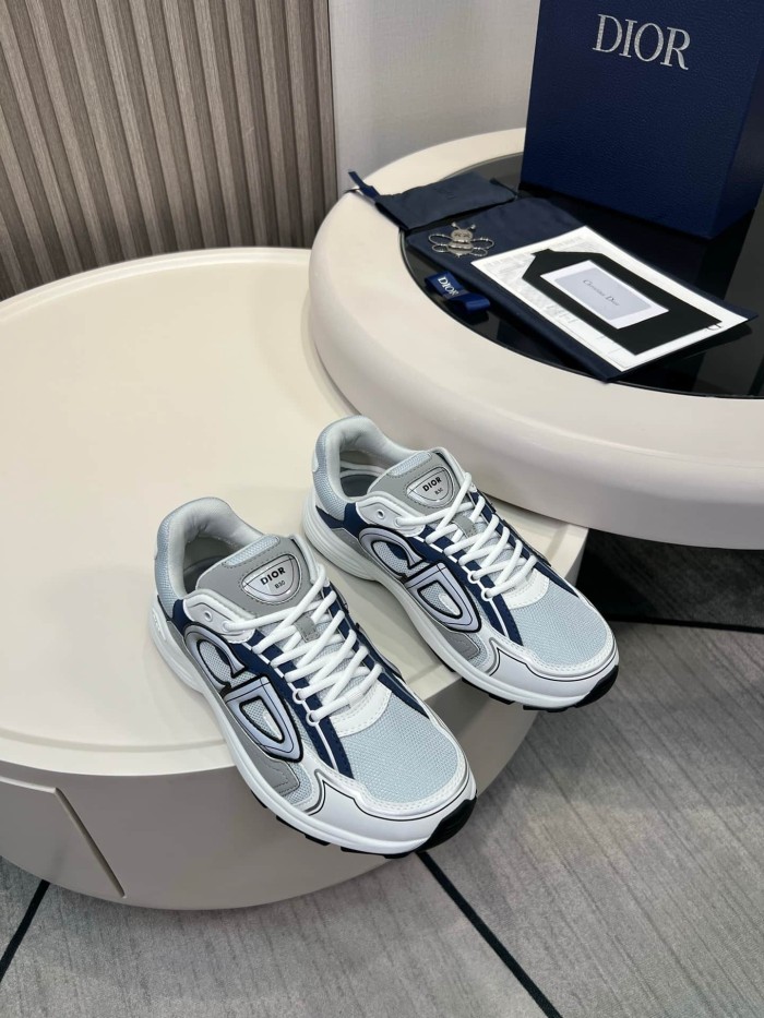 1:1 quality version Leather and mesh fabric patchwork reflective sneakers 35 colors 27736899